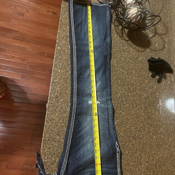 Jeans - Picture 10 of 15